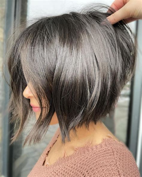 stacked inverted bob angled bob hairstyles bobs haircuts pixie
