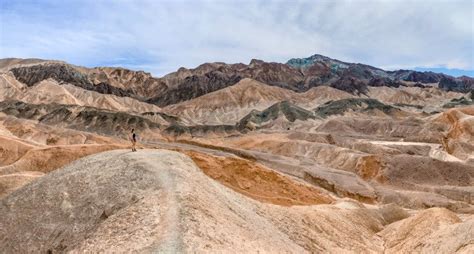 7 Epic Death Valley Hikes (Rainbow Hills, Waterfalls, Sand Dunes ...