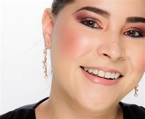 Buxom Seychelles Wanderlust Primer-Infused Blush Review & Swatches