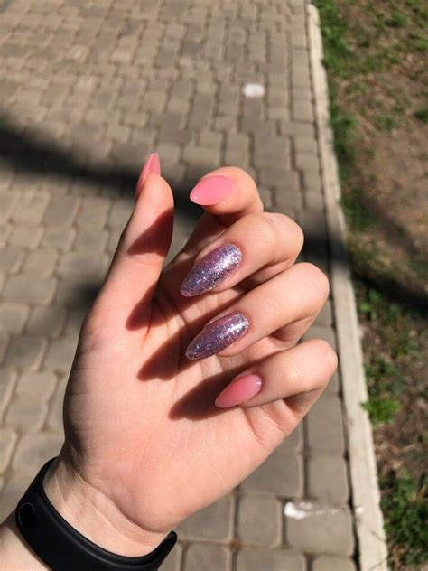 Пин на доске Nails! | Длинные ногти, Блестящие гелевые ногти ...