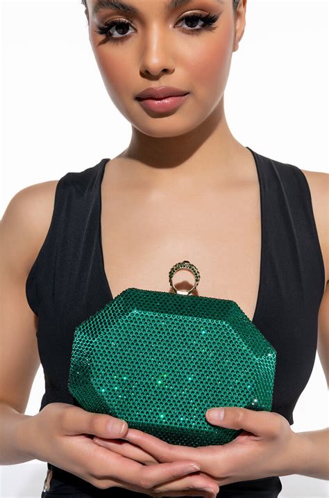 THE BIG GEM GREEN CLUTCH – AKIRA