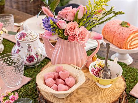 11+ Best Tea Party Table Ideas & Themes For Spring That Your Guests ...