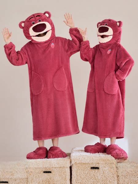 lotso huggin bear couple hooded nightgown