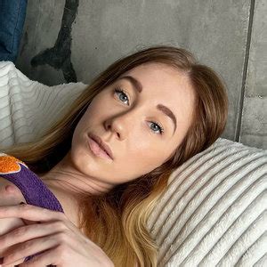 little_elle / little_elleee Nude Leaks OnlyFans OnlyFans - Fapellino