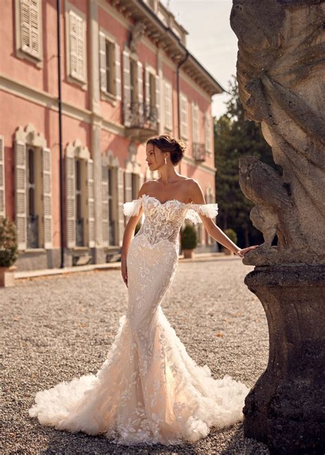 Romantic Ruffled Tulle Mermaid Dress | Kleinfeld Bridal