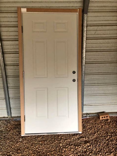 REEB. Exterior Door 36” 80” Right Hand. New Never has been installed