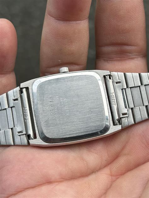 citizen tank quartz    cm case    japan