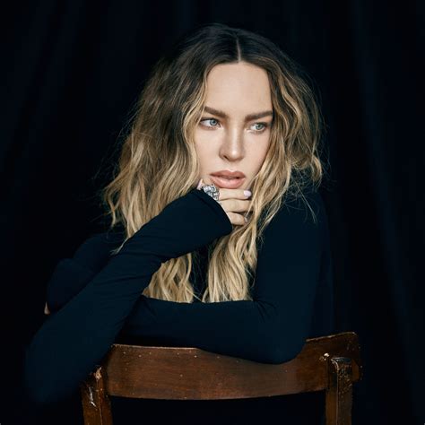 HISOTRIAS Y GUSTOS MUSICALES DE BELINDA | El Faro en Las Calles