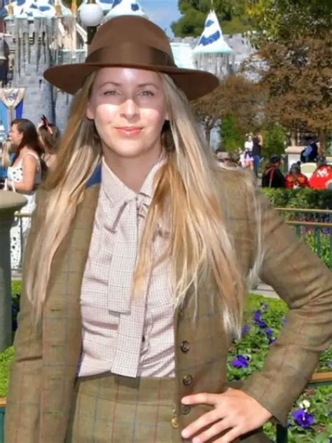 Eliza Jane Biography, Wiki, Age, Height, Career, and Net Worth