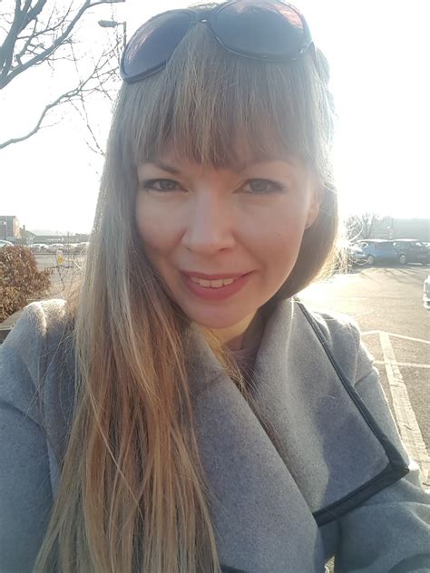 Suosittelemme Piiaa – Piia Nurmela