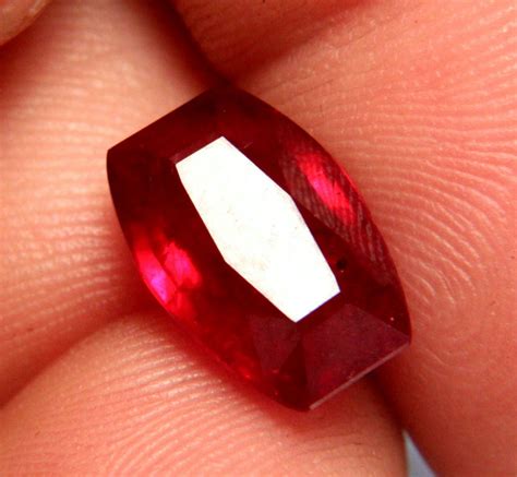 8.07 Carat VS Cherry Ruby - Fiery and Beautiful