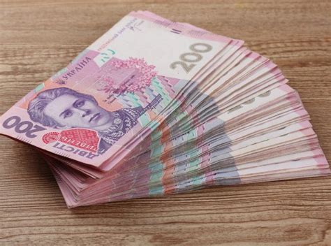 По 3000 гривень у місяць на дитину: кому в Україні будуть платити цю ...