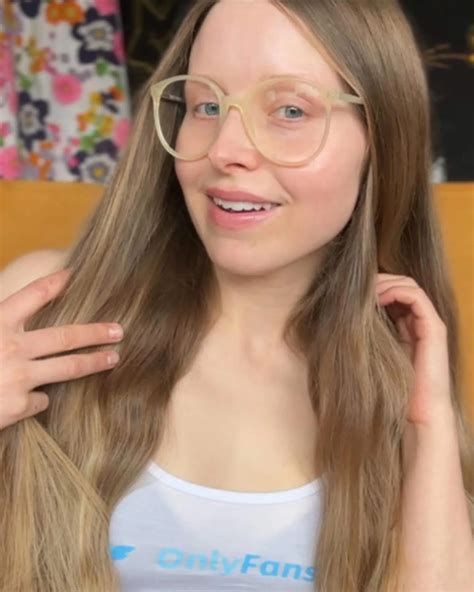 Ella brilló en la saga de Harry Potter y ahora tiene OnlyFans (+fotos