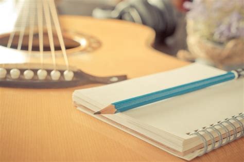 Max Martin and his Melodic Math Formula - Musician Wave