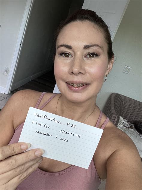 Verification selfie [F 39] : r/selfie