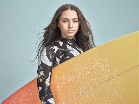 Surviving Summer Cast: Meet the Full Cast of the Show - Perfectley