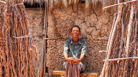 sa woman travels   country  search   khoisan