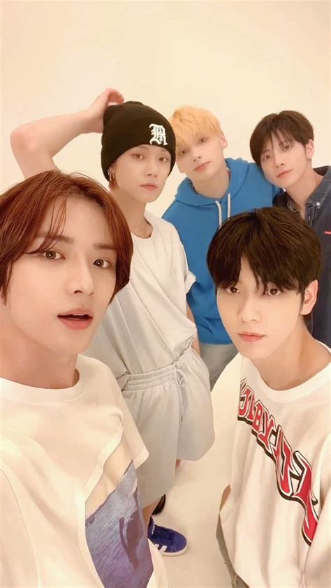 TXT JAPAN OFFICIAL on Twitter: "[#TXTMESSAGE] TOMORROW X TOGETHER WORLD ...