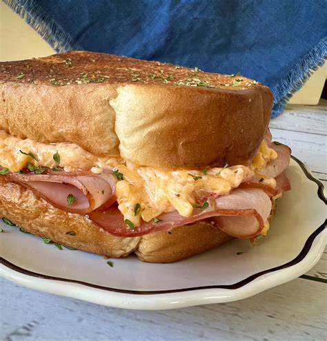 Ham and Pimento Cheese Toastie – Palmetto Cheese – Homestyle Pimento Cheese