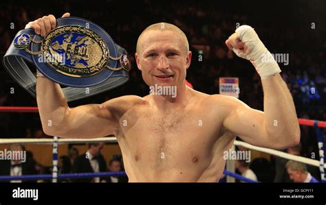 boxing vacant european light middleweight championship matthew hall