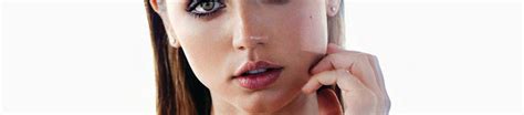 4880x1080 Resolution Ana De Armas Face Portrait 2017 4880x1080 ...