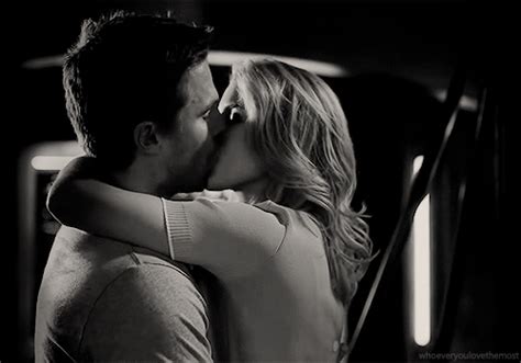 stranger  romantic kiss gif kiss  romance passionate kiss gif