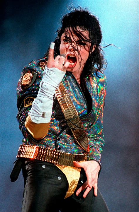 [200+] Michael Jackson Pictures | Wallpapers.com