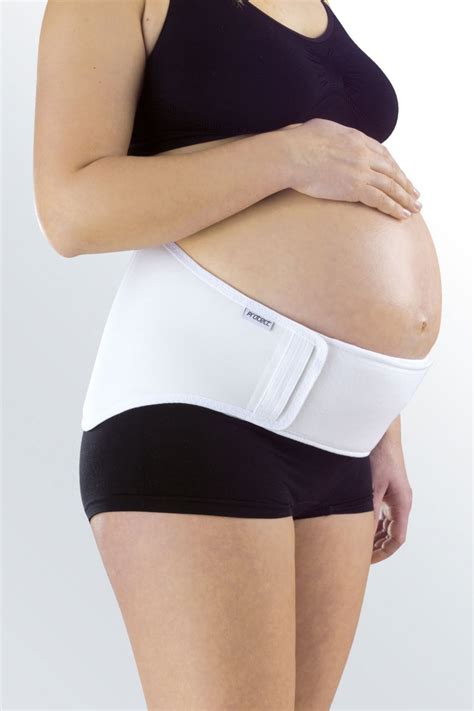 Corset for pregnant women (25 photos): when to start wearing a slimming ...