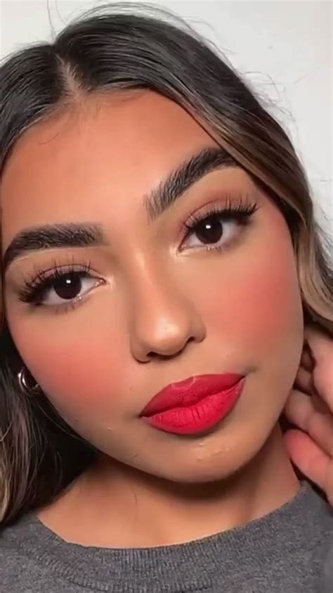 Glamorous makeup Full glam heavy makeup Nice trick | Makeup tips ...