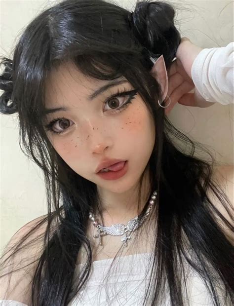 pin  omi  uzzaig asian makeup ethereal makeup fashion makeup
