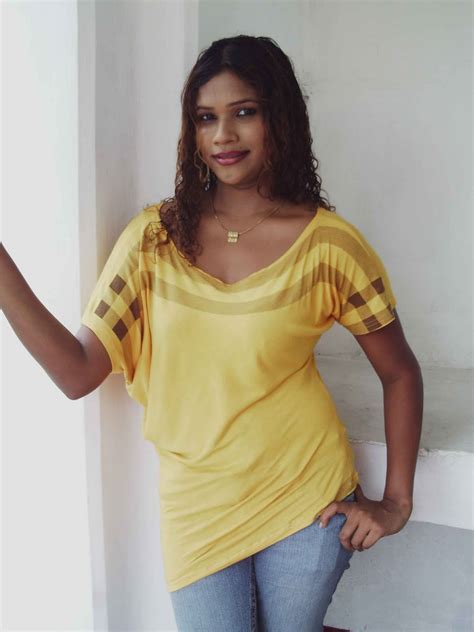 SRI LANKA NICE MODELS