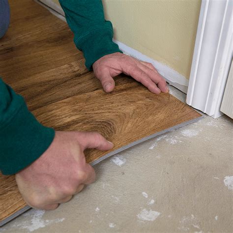 how much to charge to install vinyl plank flooring