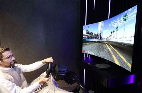 LG представит сгибающийся OLED-монитор на CES 2021 - THE ROCO