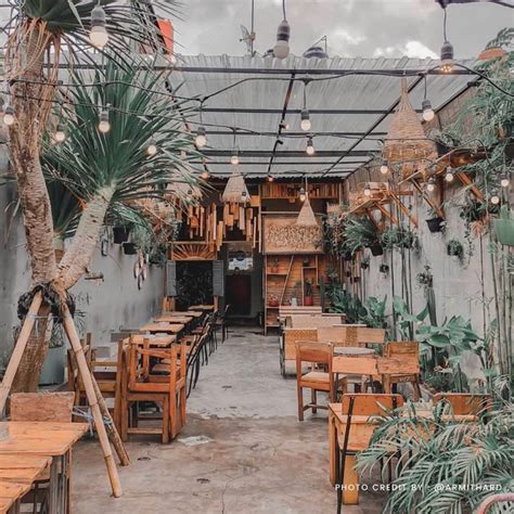 30+ Rekomendasi Cafe di Malang yang Murah, Instagramable, dan Bisa Buat ...