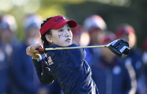 Former child phenom Lucy Li turns pro at 17, but why you won't see her