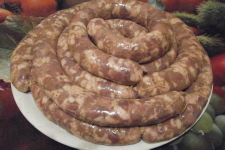 Колбаса домашняя ароматная - пошаговый рецепт с фото (28593 просмотра)