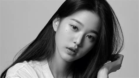 Wonyoung, musician, looking at viewer, head tilt, women, Korean women