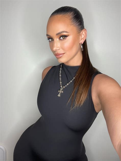 Yesjulz on Twitter: "Last nights glam 💅🏽 https://t.co/57WX1qlY0b" / Twitter