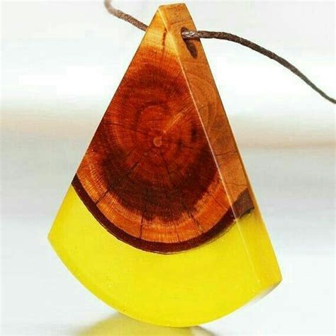 Wood and Resin Necklace - DIY Jewelry