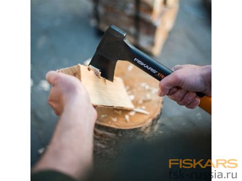 Набор Fiskars Топор X7 + Точилка для топоров и ножей Xsharp + Нож K40 ...