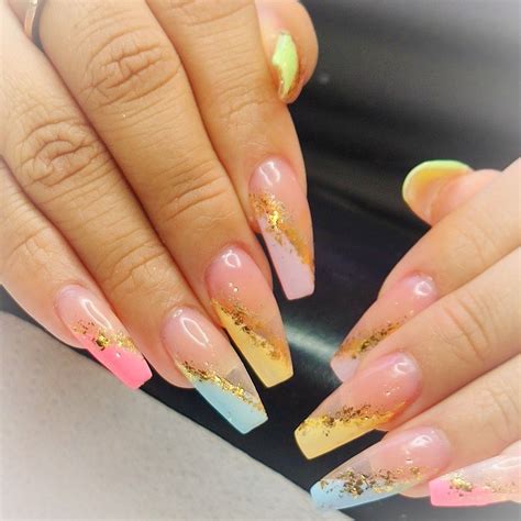 Uñas primaverales | Uñas primaverales, Manicura de uñas, Uñas de gel ...