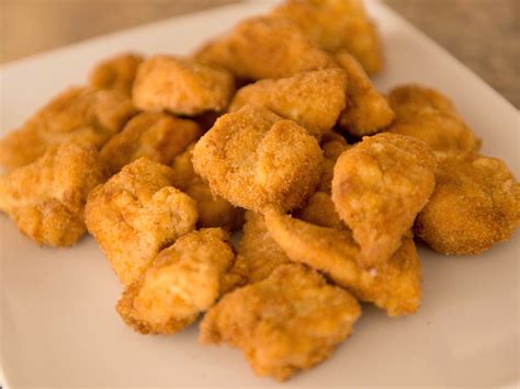 Homemade Chicken Nuggets | Recipe | Homemade chicken nuggets, Food