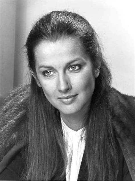 11 Facts About Veronica Hamel | FactSnippet