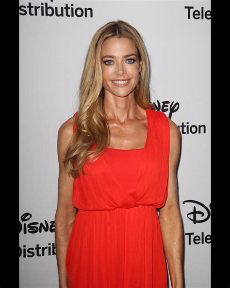 Photo : Denise Richards à la soirée de présentation de la grille de