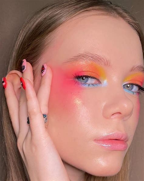 ЯНА | МАКИЯЖ ТЮМЕНЬ в Instagram: «Happy Valentine’s Day . #mnyitlook # ...
