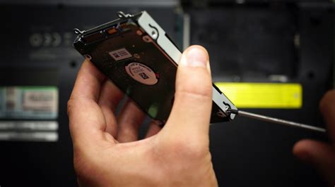 HDD на SSD. Как заменить винчестер в ноутбуке Sony - YouTube