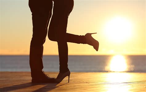 Flirty Pheromones For Your Love Life • Love Scent Pheromones Blog