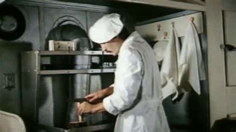 Фильм «Берегите женщин» 1981: актеры, время выхода и описание на Первом ...