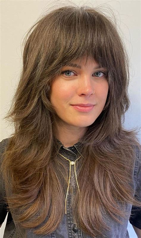 30+ Cute Fringe Hairstyles For Your New Look : Little Shaggy Chop