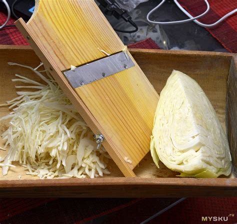Деревянная шинковка.